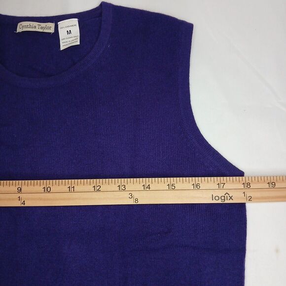 Cynthia Taylor 100% Cashmere Knit Vest Size Medium Purple Layering Money NWOT - Picture 4 of 5